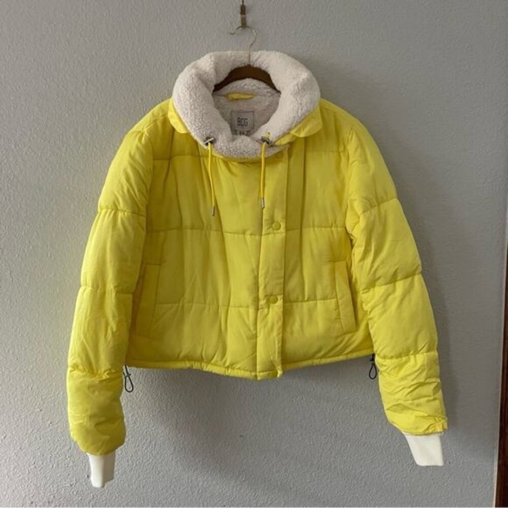 Urban Outfitters Neon Puffer Yellow Jacket Sherpa Lining NWT